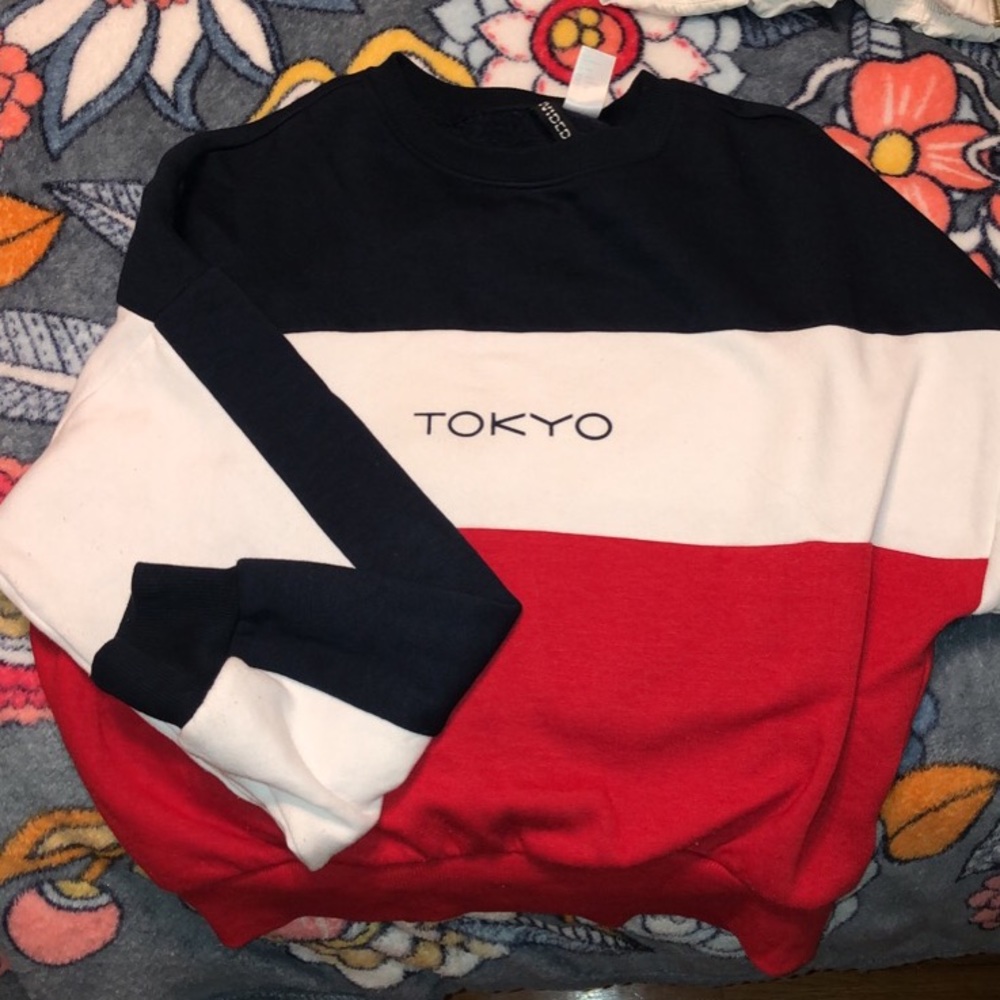 Tokyo cropped sweatshirt